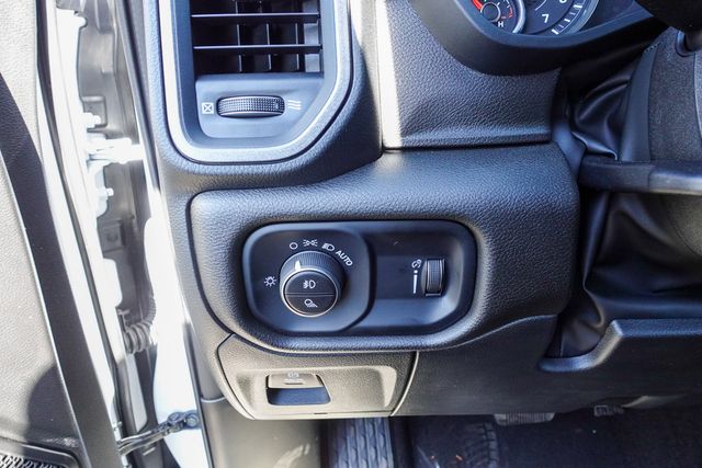new 2025 Ram 1500 car, priced at $42,761