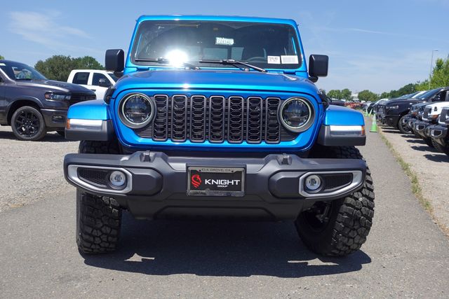 new 2025 Jeep Gladiator car, priced at $46,270