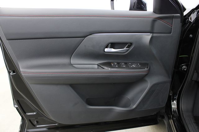 new 2025 Nissan Kicks car, priced at $29,430
