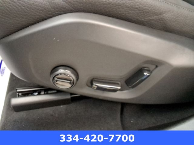 new 2025 Volvo XC60 car, priced at $55,335
