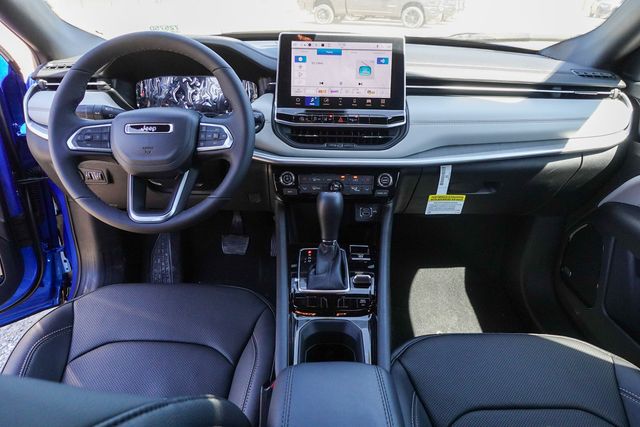 new 2025 Jeep Compass car, priced at $37,785