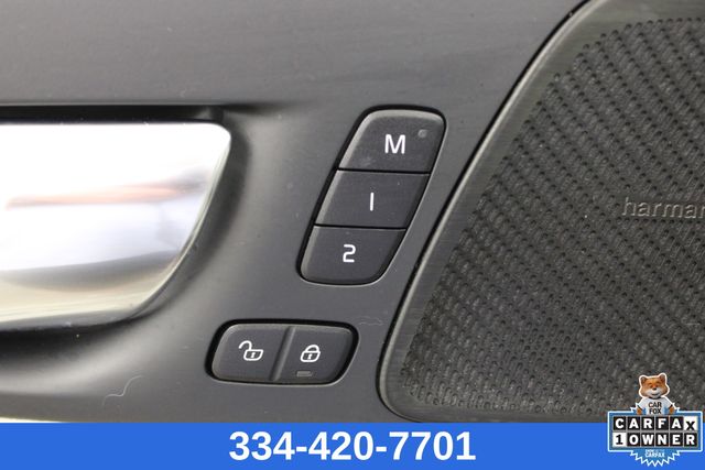 used 2022 Volvo XC60 Recharge Plug-In Hybrid car