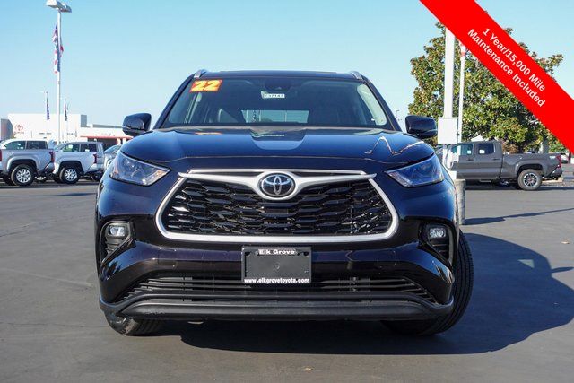 used 2022 Toyota Highlander car, priced at $33,000