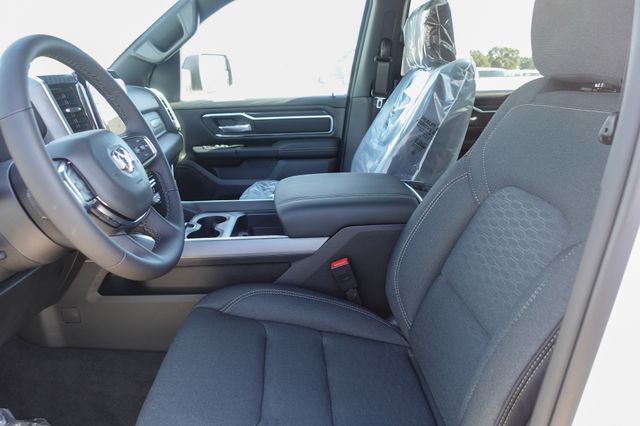 new 2025 Ram 1500 car, priced at $48,138