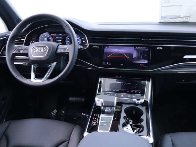 new 2025 Audi Q7 car, priced at $73,750