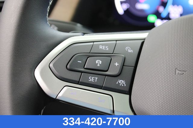 new 2025 Volkswagen Atlas car, priced at $43,693