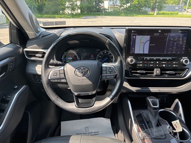 used 2021 Toyota Highlander Hybrid car, priced at $43,699