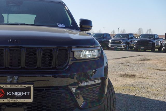 new 2025 Jeep Grand Cherokee car, priced at $44,520