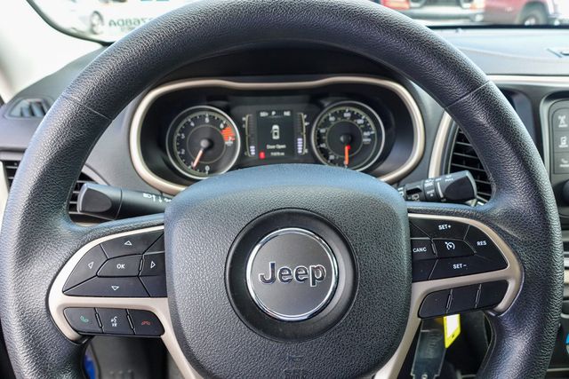 used 2018 Jeep Cherokee car, priced at $12,988