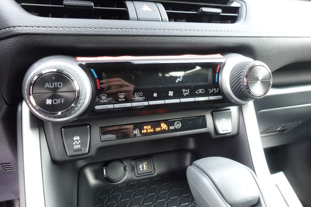 new 2025 Toyota RAV4 car