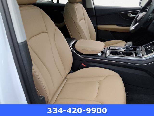 new 2025 Audi Q7 car, priced at $62,600