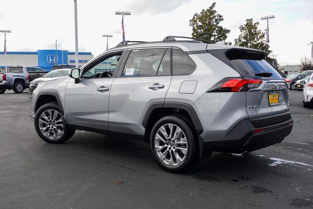 new 2025 Toyota RAV4 car