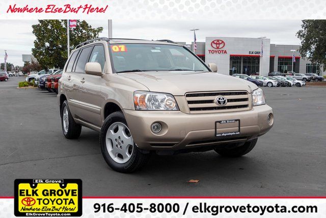 used 2007 Toyota Highlander car, priced at $9,000