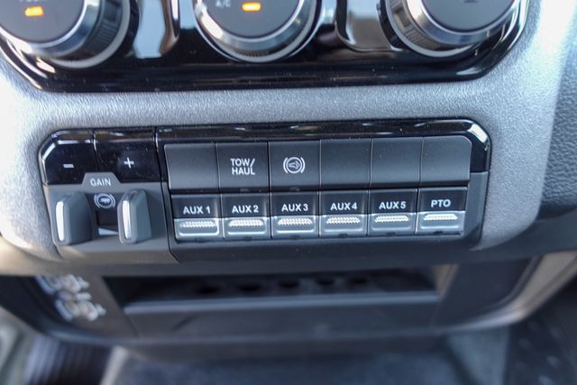 new 2025 Ram 3500 car, priced at $68,670
