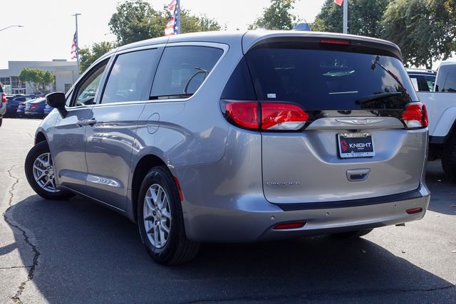 used 2017 Chrysler Pacifica car, priced at $14,587