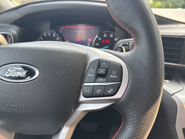 used 2023 Ford Explorer car, priced at $35,999