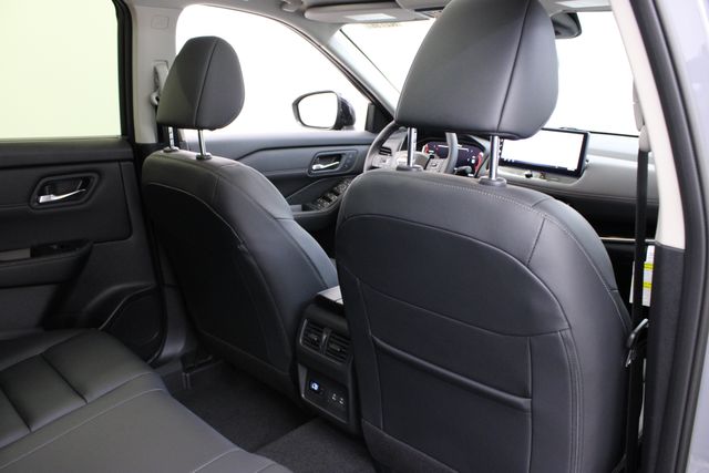 new 2025 Nissan Rogue car, priced at $44,825