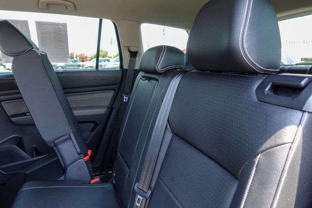 used 2022 Volkswagen Atlas car, priced at $21,999