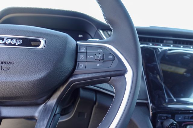 new 2025 Jeep Grand Cherokee L car, priced at $43,712