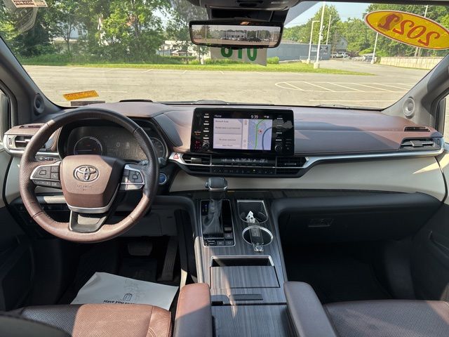 used 2022 Toyota Sienna car, priced at $48,999