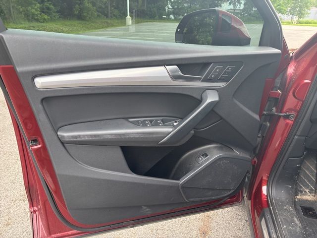 used 2020 Audi Q5 car, priced at $25,499