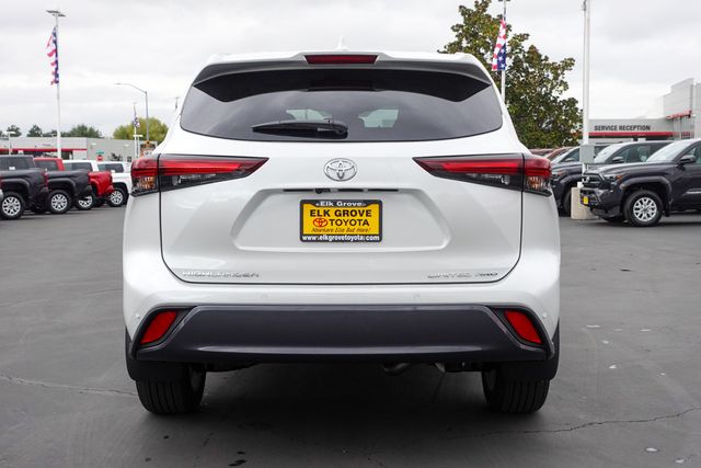 new 2025 Toyota Highlander car