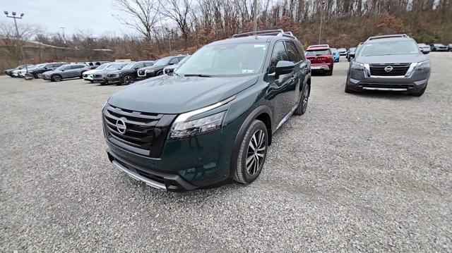 new 2025 Nissan Pathfinder car, priced at $52,259