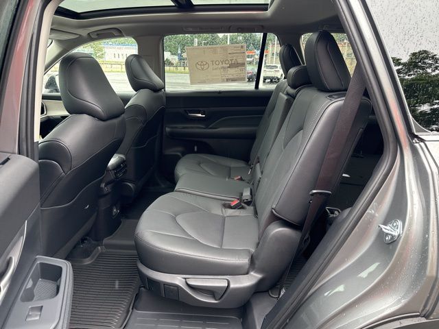 new 2025 Toyota Grand Highlander car, priced at $55,672