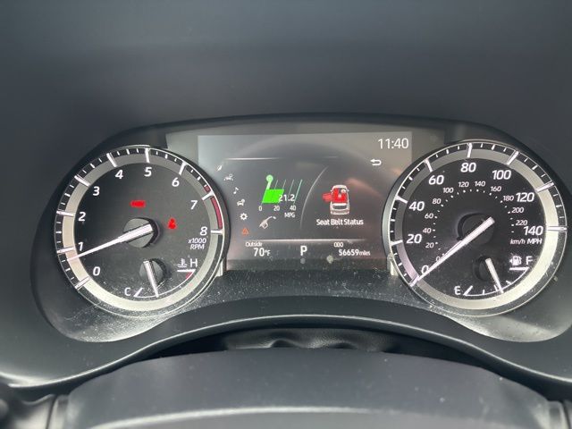 used 2022 Toyota Highlander car, priced at $35,326
