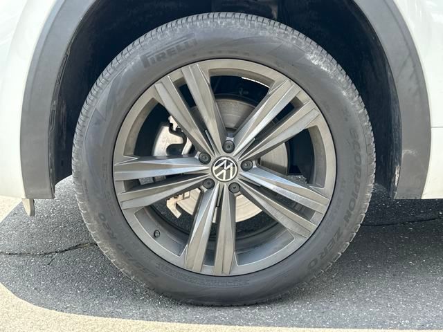 used 2021 Volkswagen Atlas car, priced at $29,749