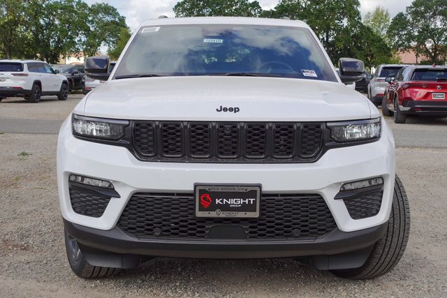 new 2025 Jeep Grand Cherokee car, priced at $55,335