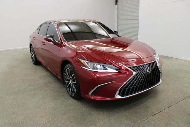 used 2025 Lexus ES car, priced at $44,999