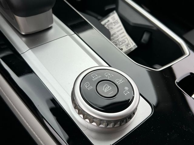 used 2025 Mitsubishi Outlander car, priced at $27,987