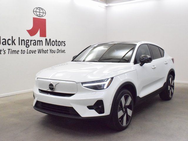 used 2023 Volvo C40 Recharge Pure Electric car, priced at $39,997