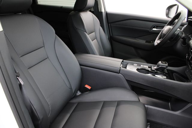 new 2025 Nissan Rogue car, priced at $34,435