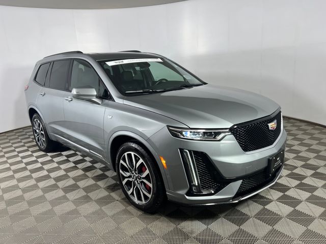 used 2023 Cadillac XT6 car, priced at $43,000