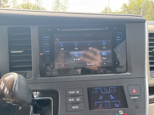 used 2016 Toyota Sienna car, priced at $21,995