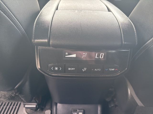 used 2023 Toyota Highlander Hybrid car, priced at $37,999