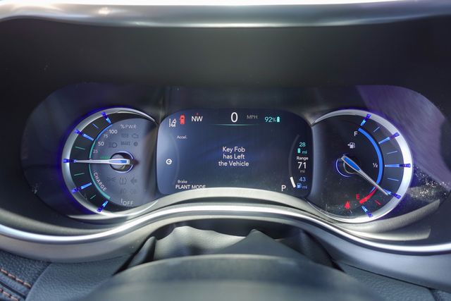 new 2025 Chrysler Pacifica Hybrid car, priced at $47,041