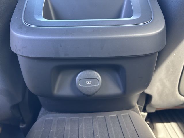 used 2021 Volvo V60 Cross Country car, priced at $27,499
