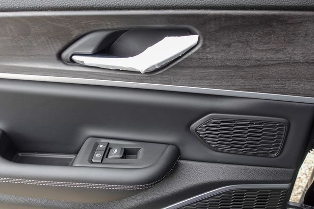 new 2025 Jeep Grand Cherokee L car, priced at $55,207