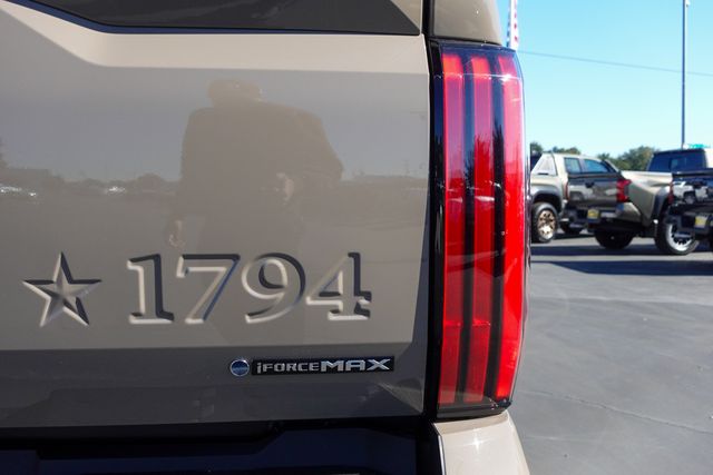 new 2026 Toyota Tundra Hybrid car