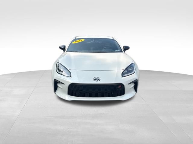 used 2024 Toyota GR86 car, priced at $30,599