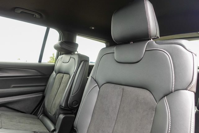 new 2025 Jeep Grand Cherokee L car, priced at $40,870