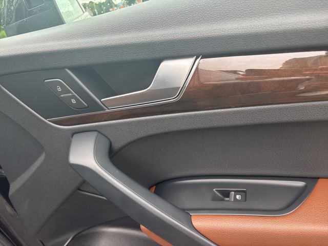 used 2020 Audi Q5 car, priced at $24,599