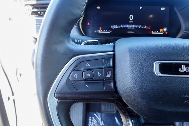 used 2022 Jeep Grand Cherokee car, priced at $31,888