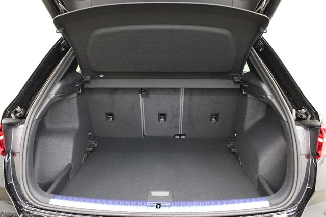 new 2025 Audi Q3 car, priced at $44,610
