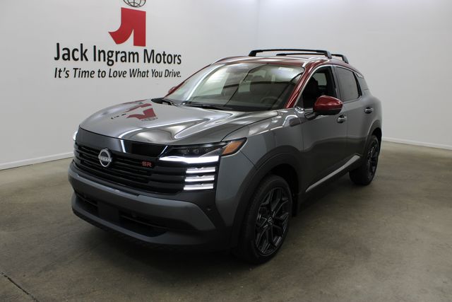 new 2025 Nissan Kicks car, priced at $29,405