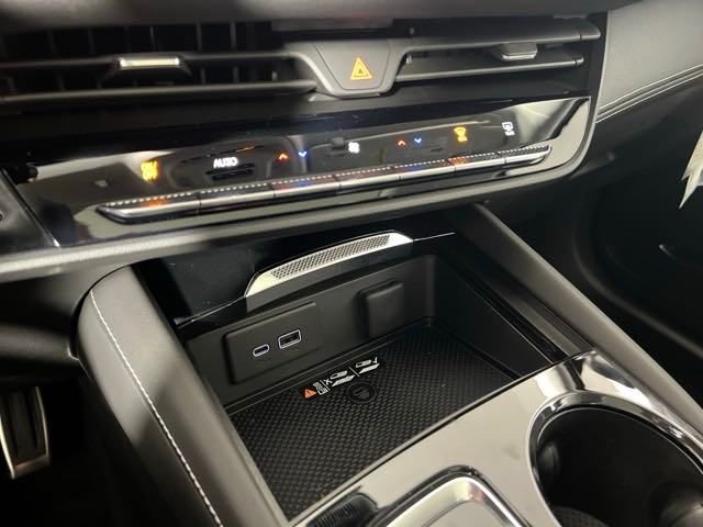 new 2025 Buick Envision car, priced at $42,000