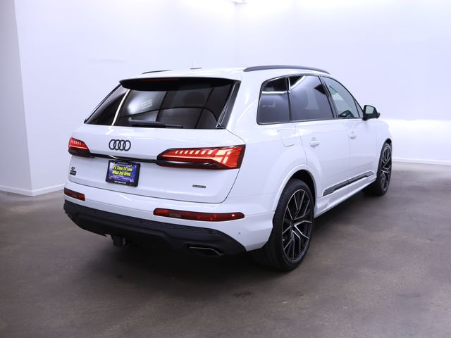 new 2025 Audi Q7 car, priced at $73,540